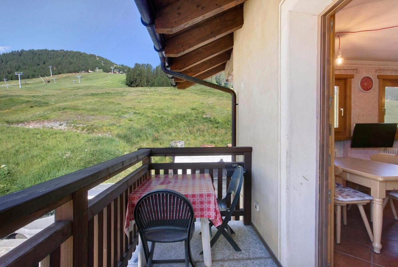 La Baitina App B Apartment Livigno Exterior photo