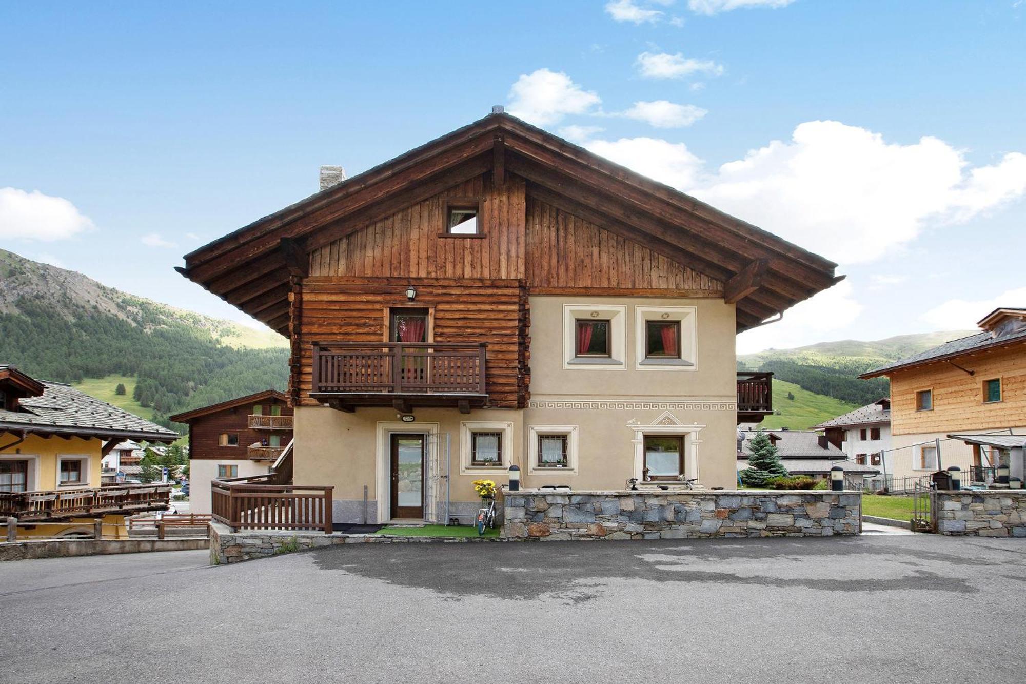 La Baitina App B Apartment Livigno Exterior photo